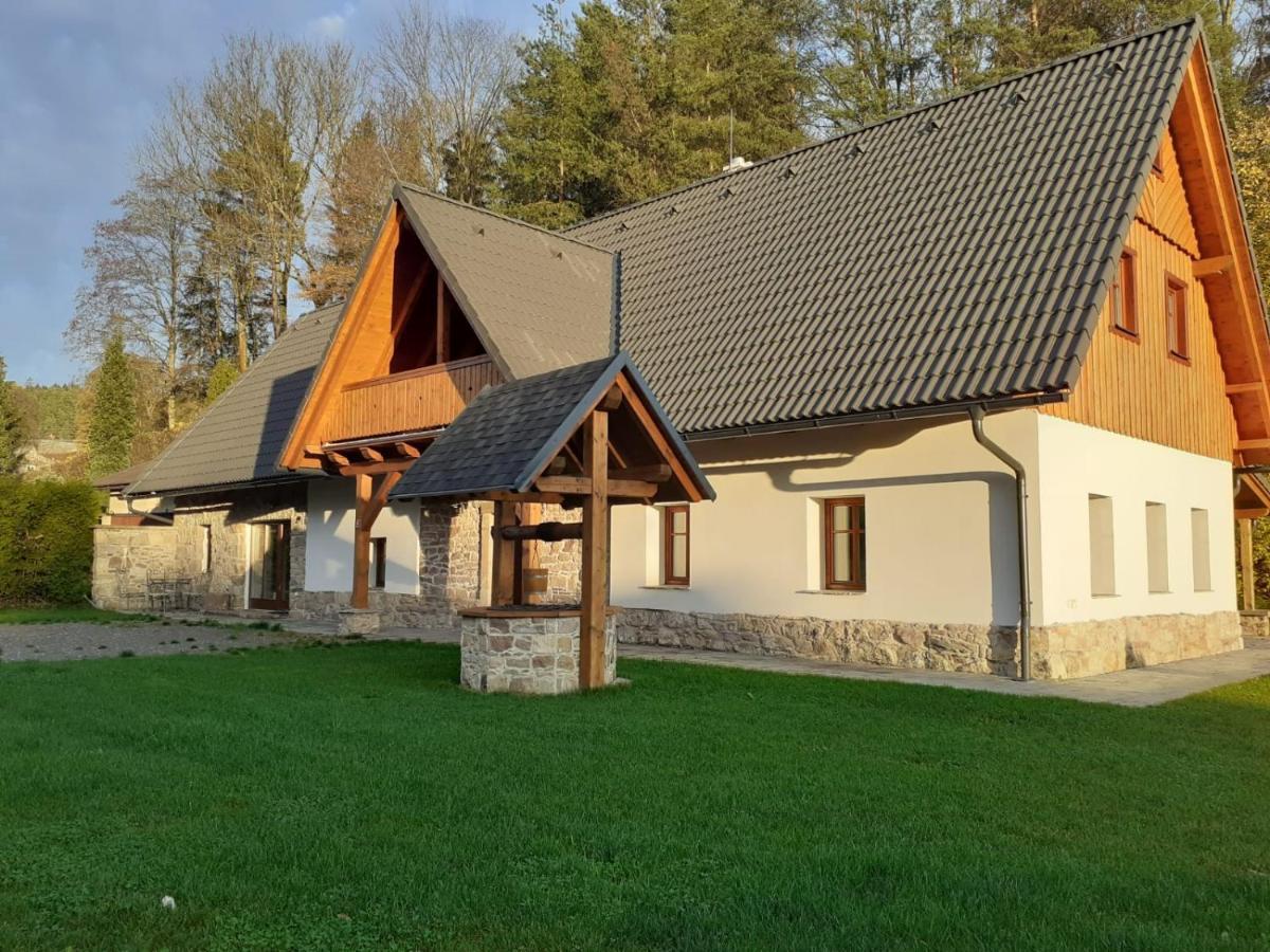 The Retreat Vila Zdarky Exterior foto